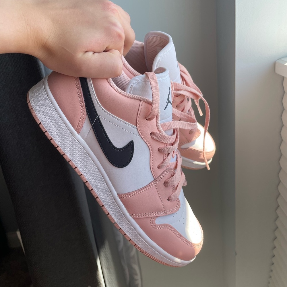 Air Jordan 1 Low